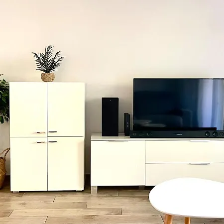 Peaceful In With Terrace, Parking