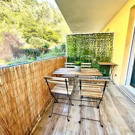 Peaceful In With Terrace, Parking ניס