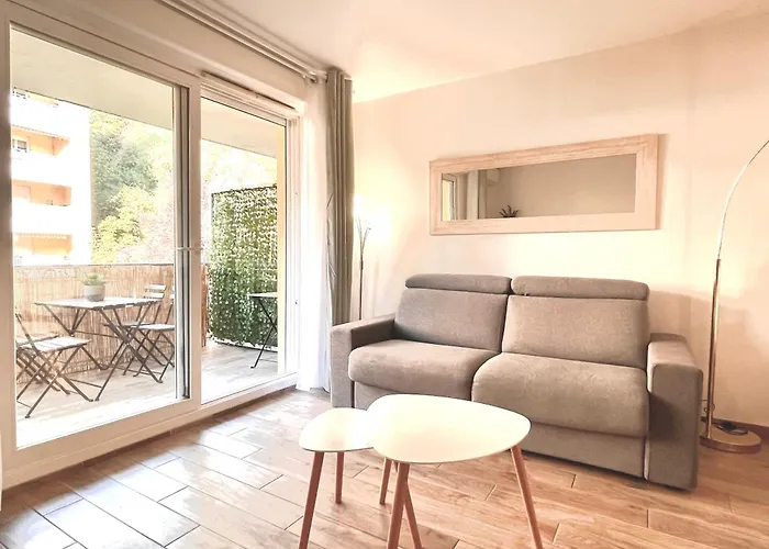 Peaceful In With Terrace, Parking *