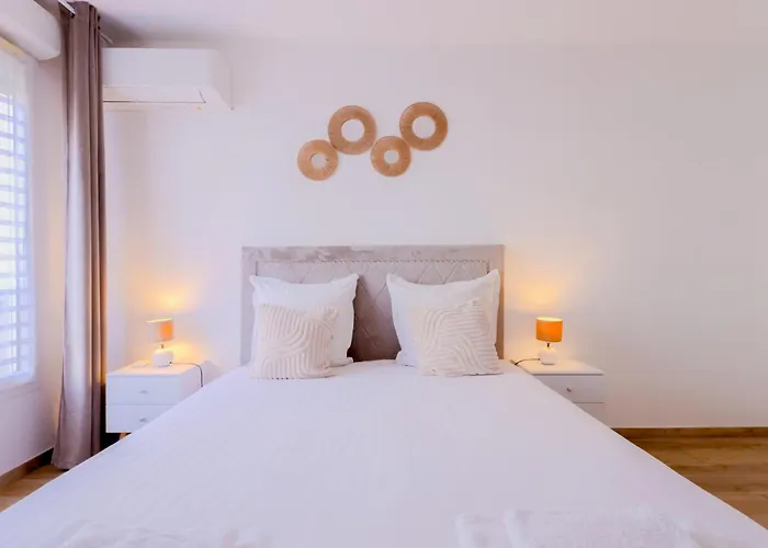 Peaceful In With Terrace, Parking Apartment Nizza