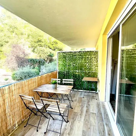 Apartment Peaceful In With Terrace, Parking *