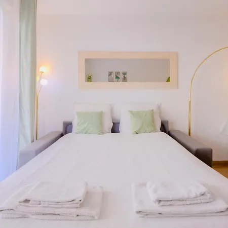 Peaceful In With Terrace, Parking *