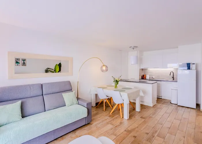 Peaceful In With Terrace, Parking * Nicea