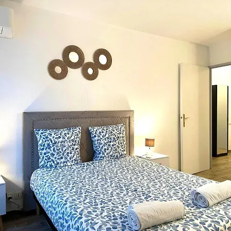 Appartamento Peaceful In With Terrace, Parking